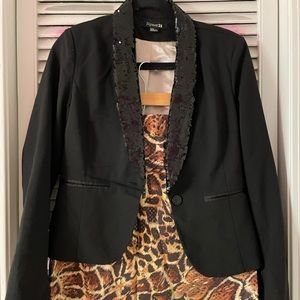 Animal print cache skirt black tuxedo blazer